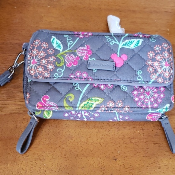 Vera Bradley Handbags - Vera Bradley all in one crossbody Disney 2019